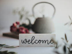 Picture-link to 'Welcome!' page.